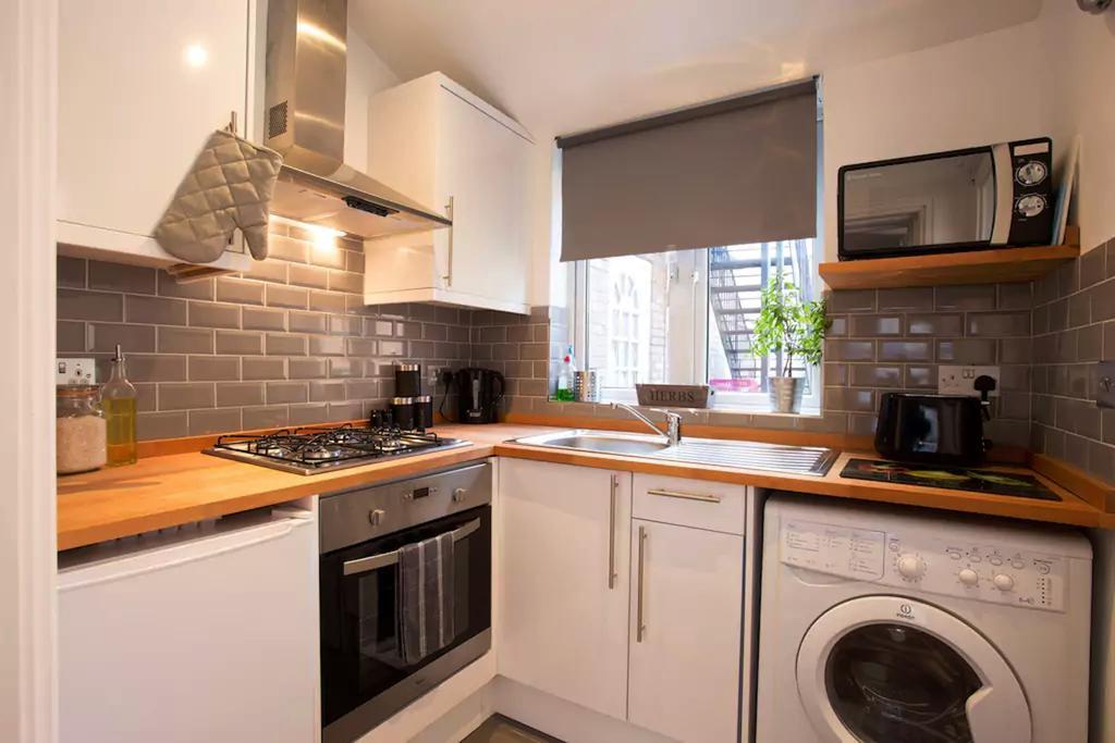 Hastings House * Luton (Bedfordshire)